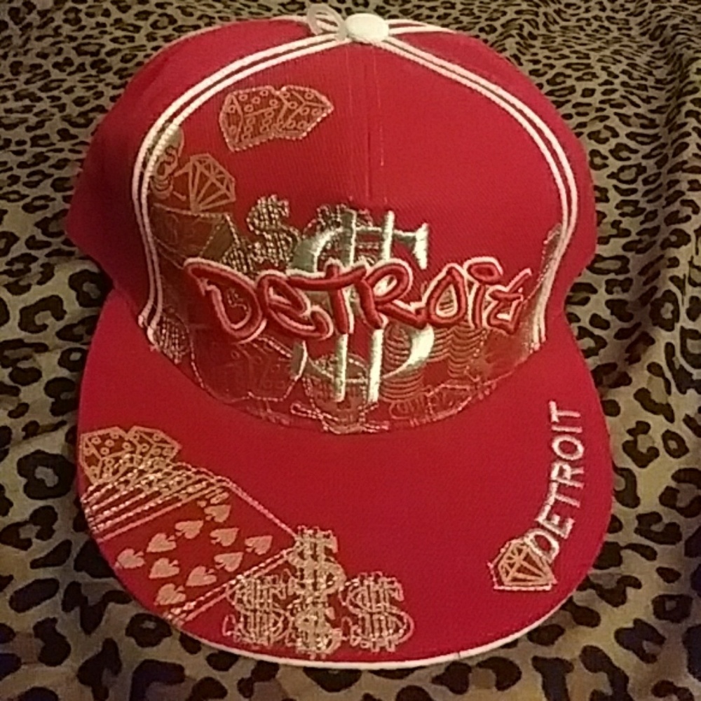 DETROIT RED FITTED CAP